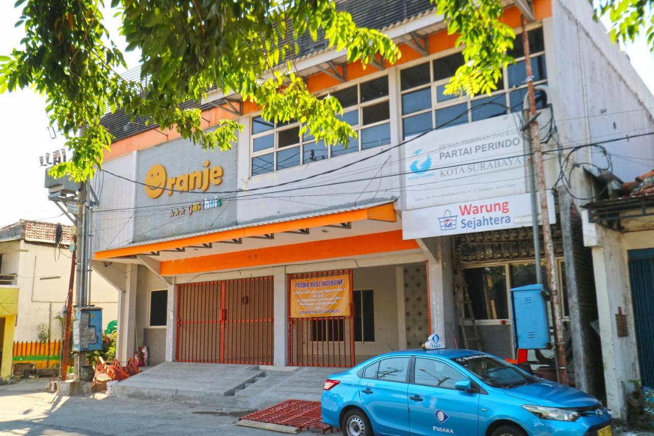Hotel Oranje Gasthuis Surabaya Exterior foto